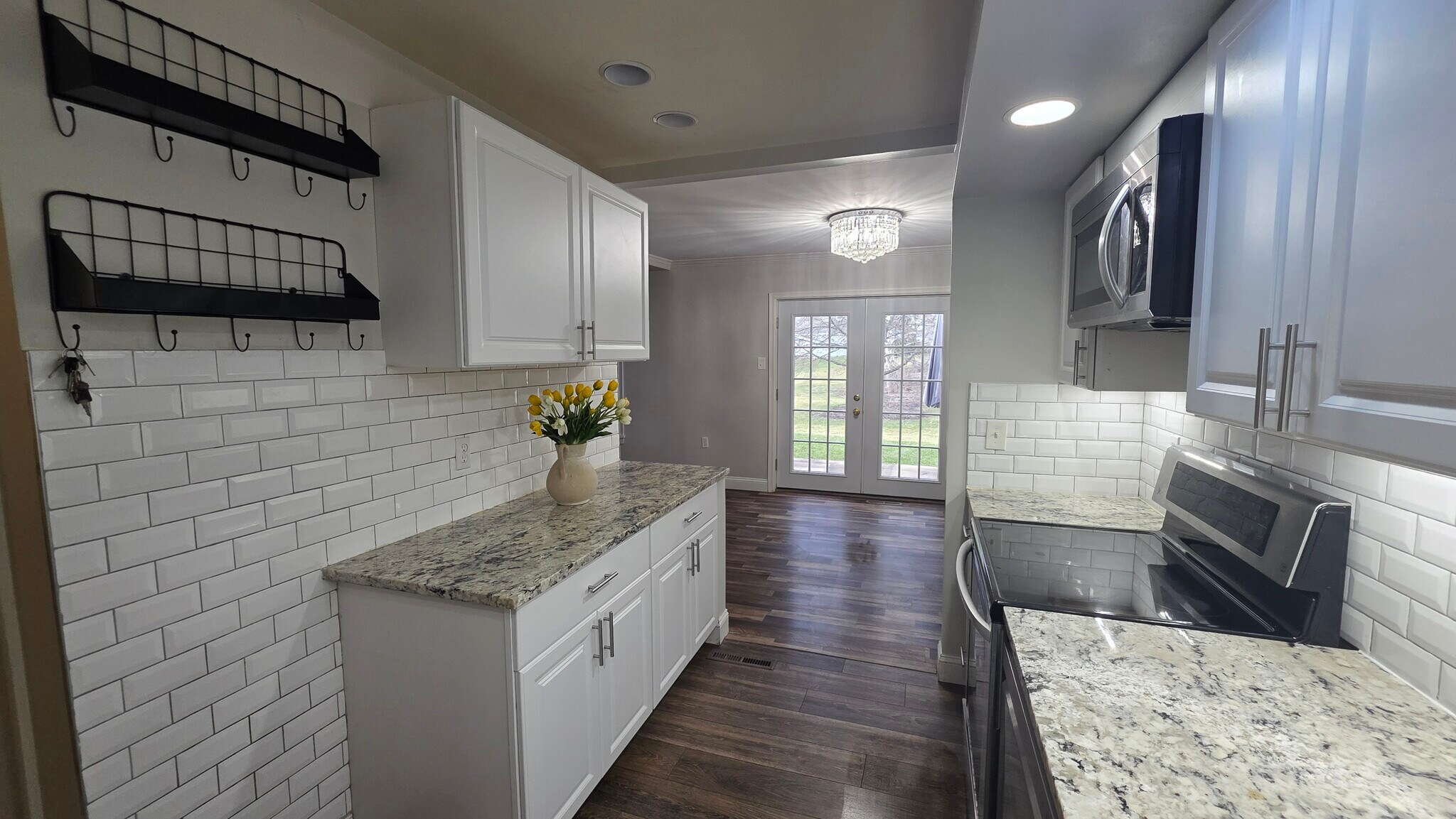 Building Photo - 4296 Wimbledon Dr