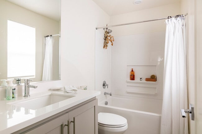 Building Photo - 37654 Cape Cod Rd