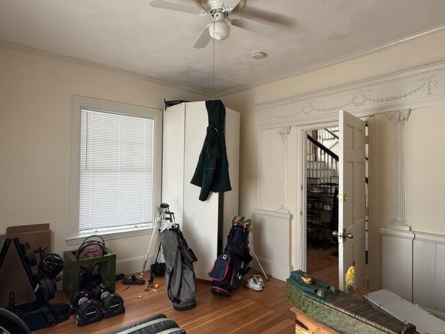Building Photo - 12 Braemore Rd