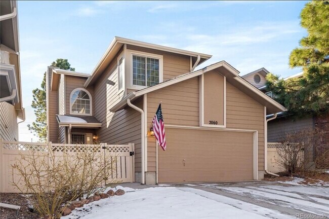 Building Photo - 2060 E Phillips Ln
