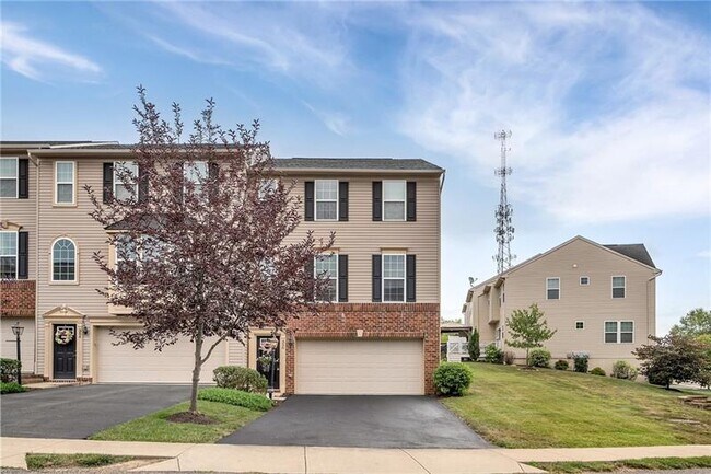 Primary Photo - 356 Sunrise Dr