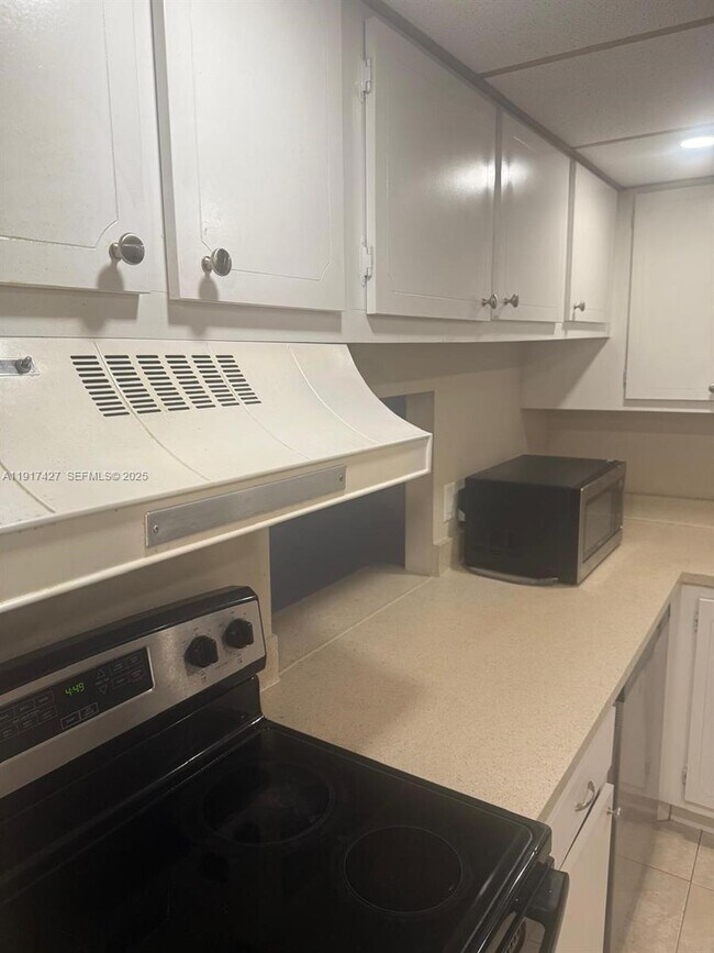 Building Photo - 1500 N Congress Ave