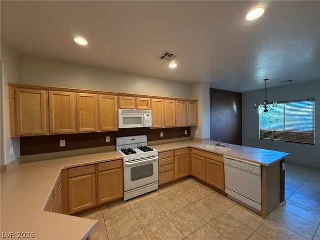 Building Photo - 2747 Lochleven Way