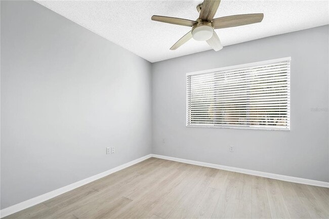 Building Photo - 3244 S Semoran Blvd