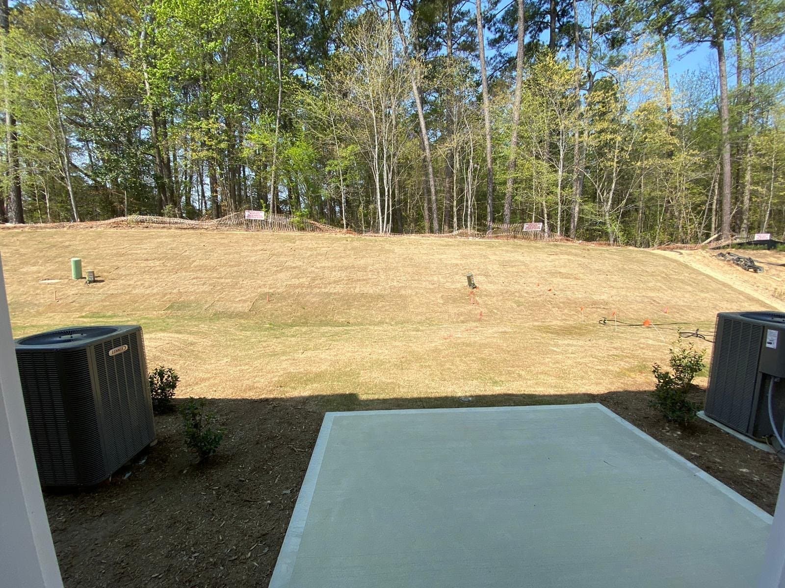 Building Photo - 317 White Oak Ridge Dr