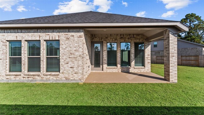 Building Photo - 14703 Band Tailed Pigeon Ct