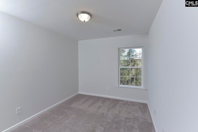 Building Photo - 183 Northwood St