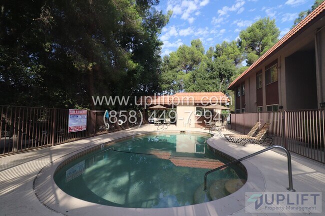 Building Photo - 2 bed 1 bath condo in Alpine with pool in ...