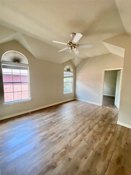 Building Photo - 8004 Case Dr