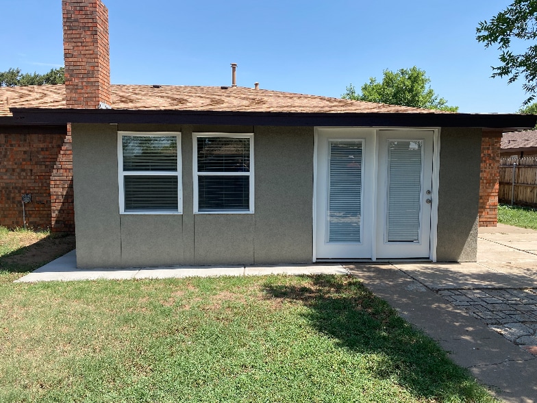 Building Photo - 1417 Claremont Terrace