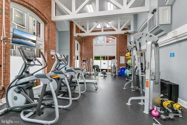 Building Photo - 10823 Hampton Mill Terrace