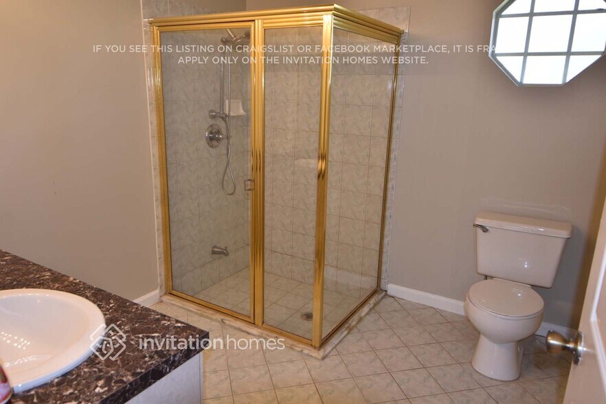 Building Photo - 13788 Sheffield St