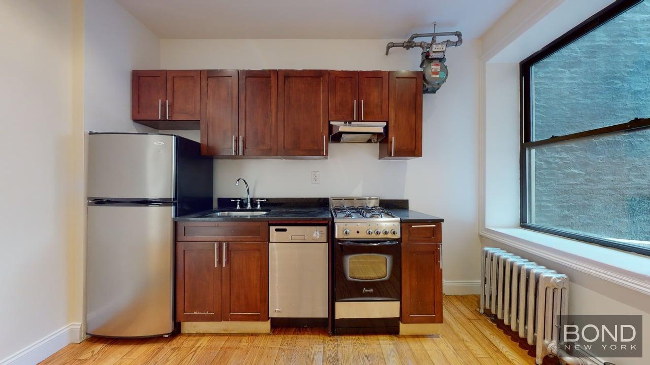 Building Photo - 207-209 West 11th Street