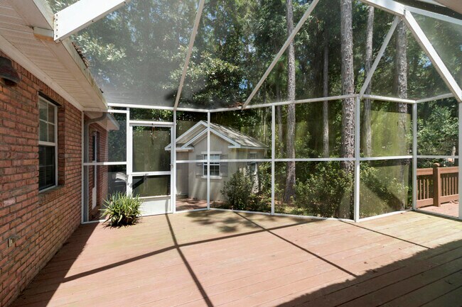 Building Photo - 307 Sand Myrtle Way