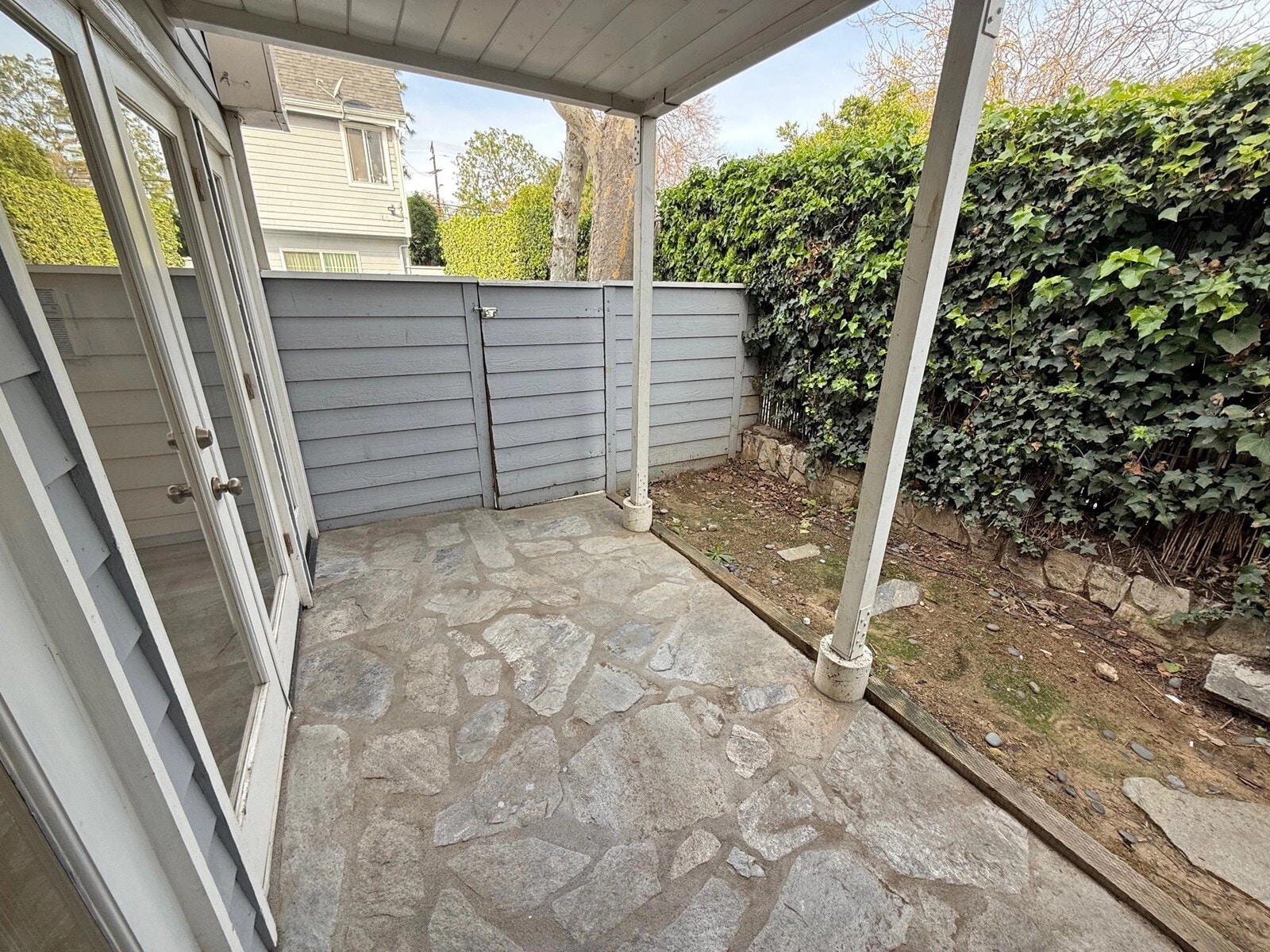 Building Photo - 4530 Whitsett Ave