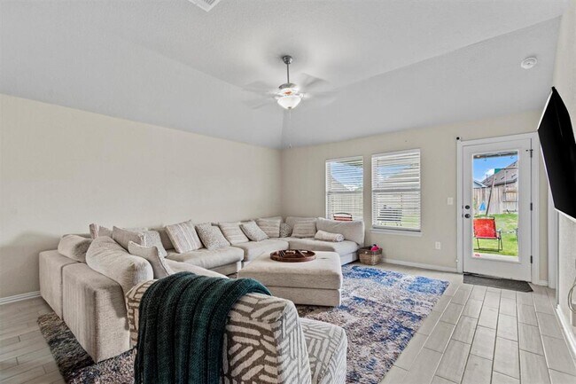 Building Photo - 128 Smokebush Trail