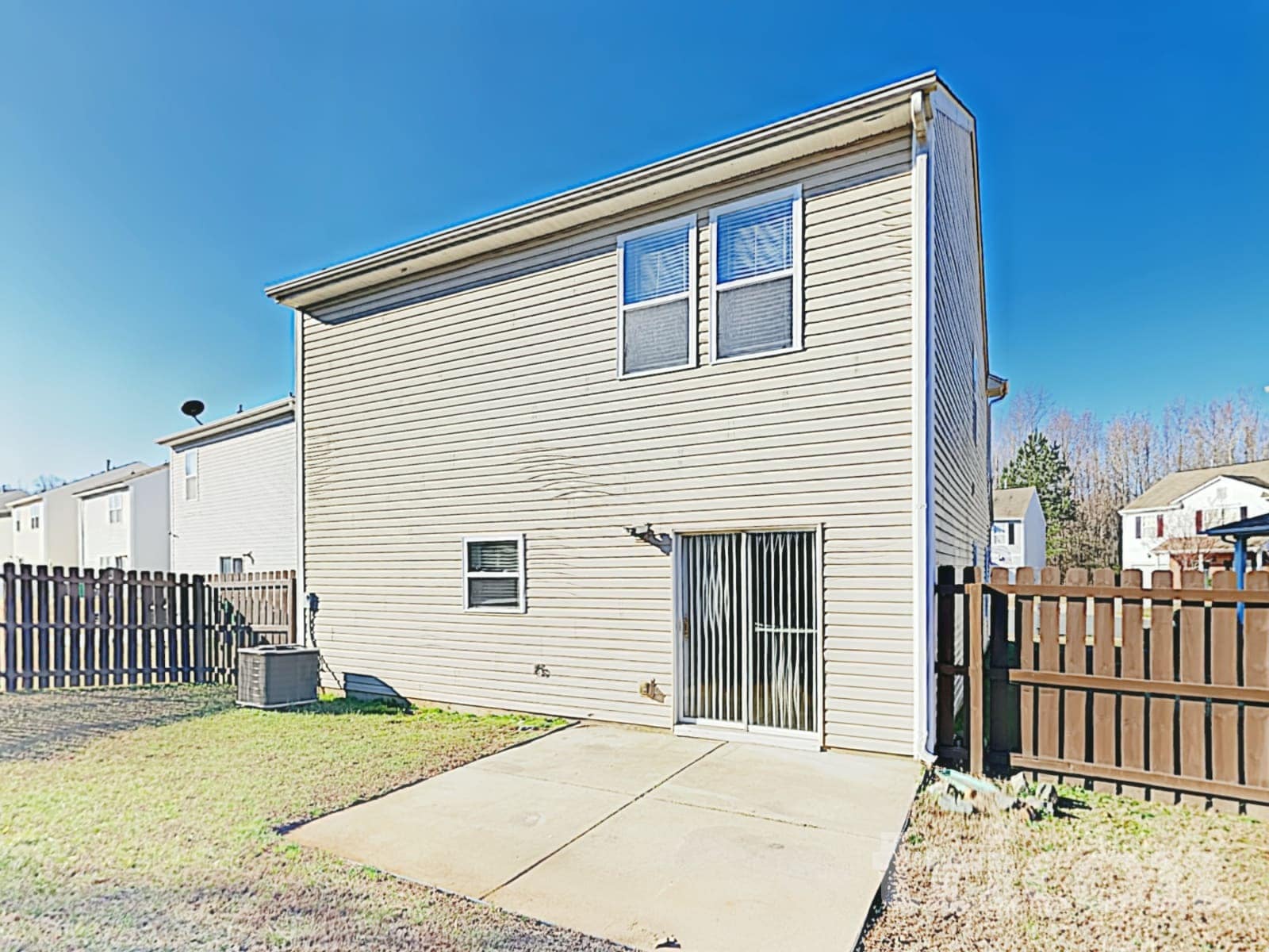 Building Photo - 8446 Ainsworth St