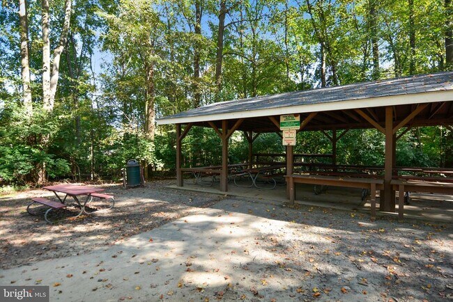 Building Photo - 2931 Deer Hollow Way