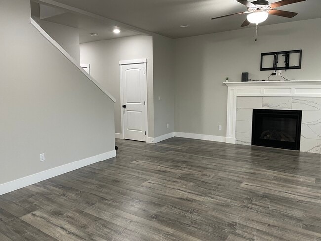 Building Photo - 22405 SW Frst Crk Wy