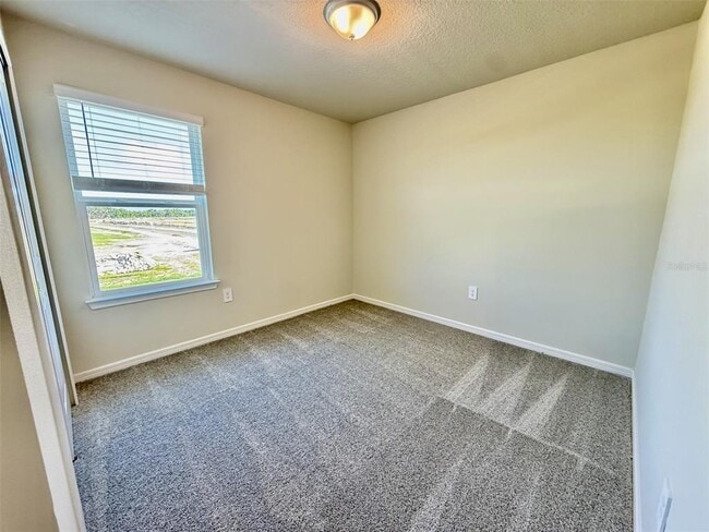 Building Photo - 2116 Southbury Dr
