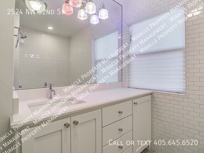 Building Photo - 2524 NW 52nd St