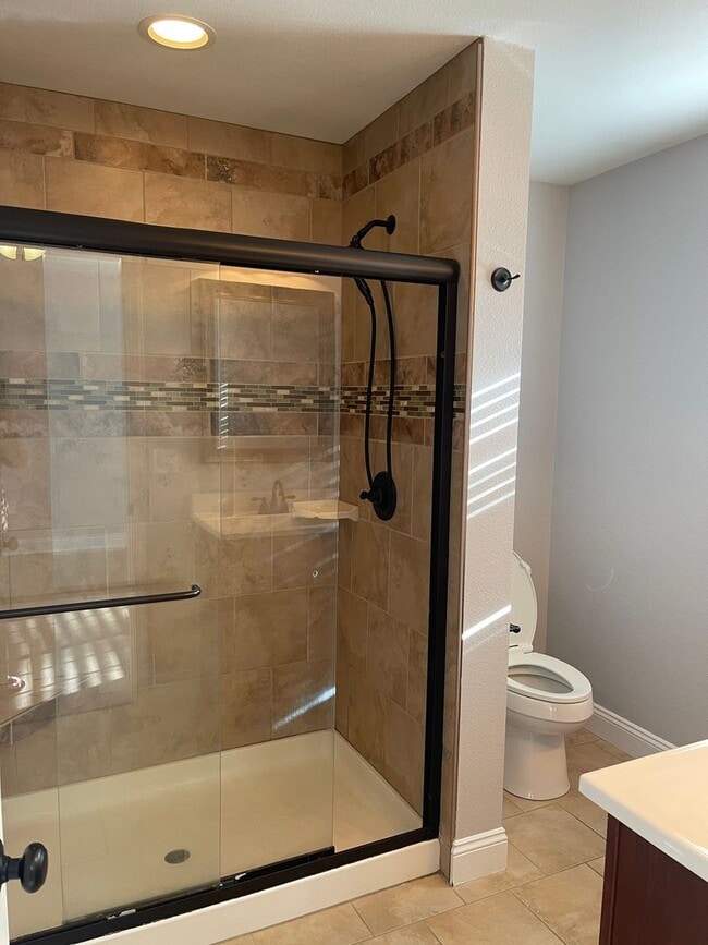 Building Photo - May 5th