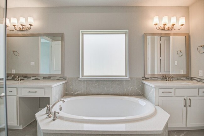 Building Photo - 67 Springtime Creek Dr