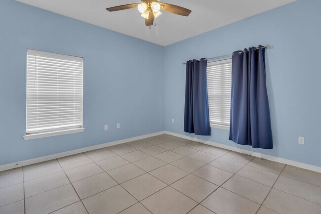 Building Photo - 1501 Partin Dr N