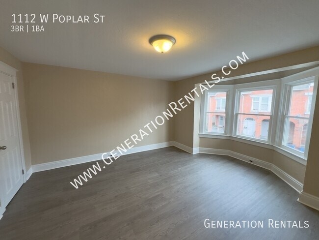 Building Photo - 1112 W Poplar St