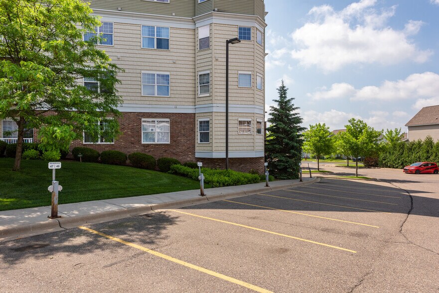 Building Photo - 114200 Hundertmark Rd