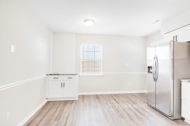 Building Photo - 200 Denver Ave