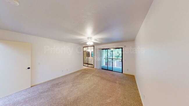 Building Photo - 13274 Creek Park Ln