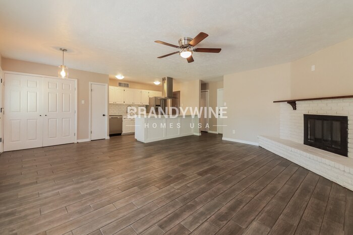 Building Photo - 4225 Mary Jane Ln