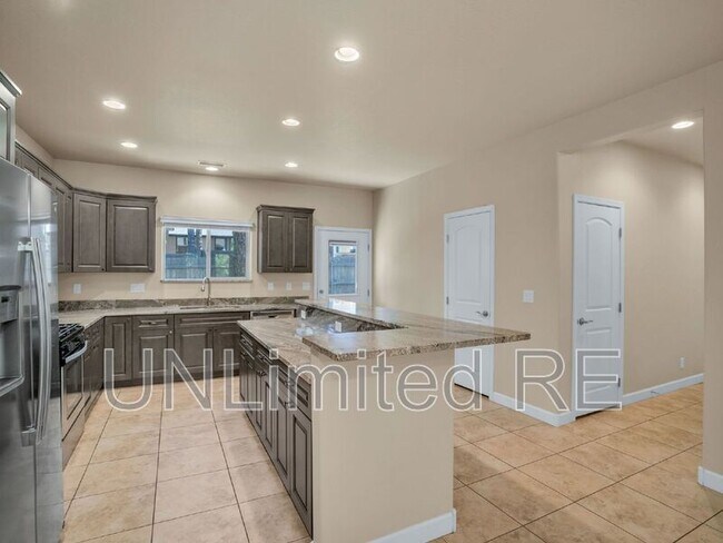 Building Photo - 2345 W Mission Timber Cir