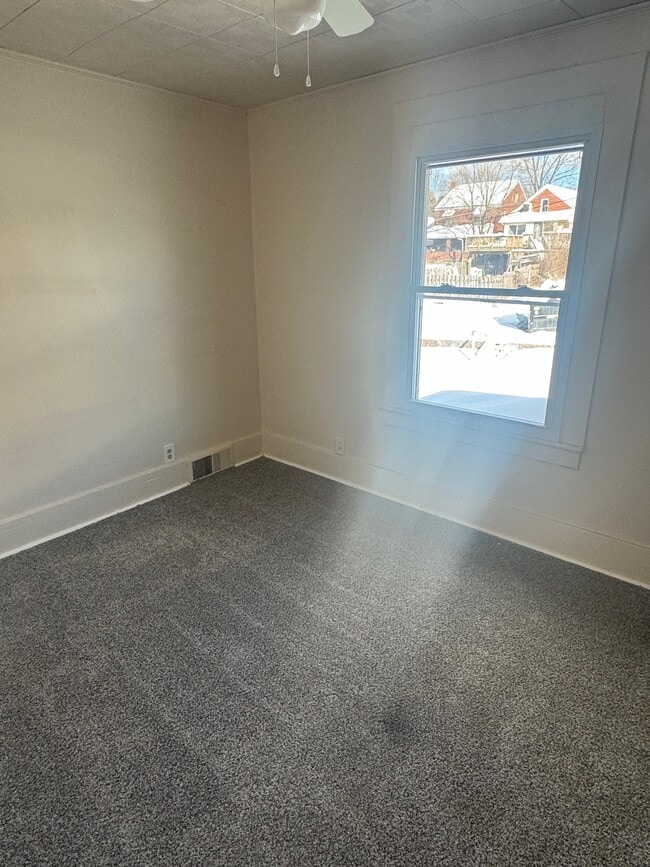 Building Photo - 1512 Woodmont Ave