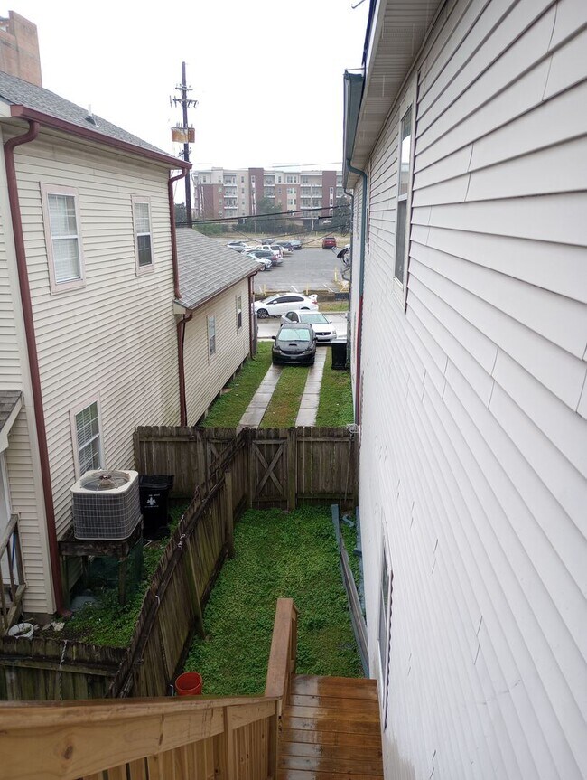 Building Photo - 2645 Gravier St