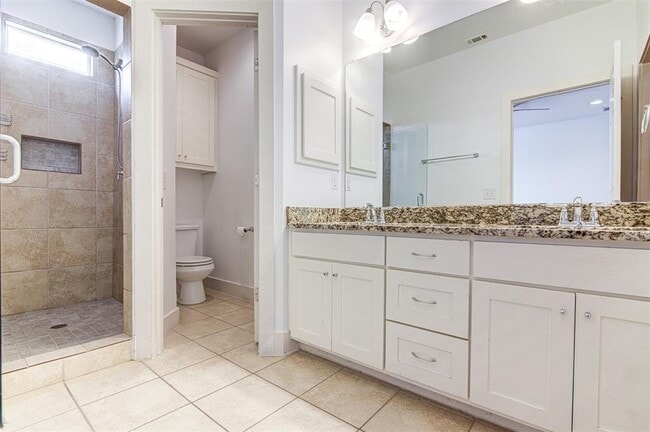 Building Photo - 3301 Thomas Kincheon St