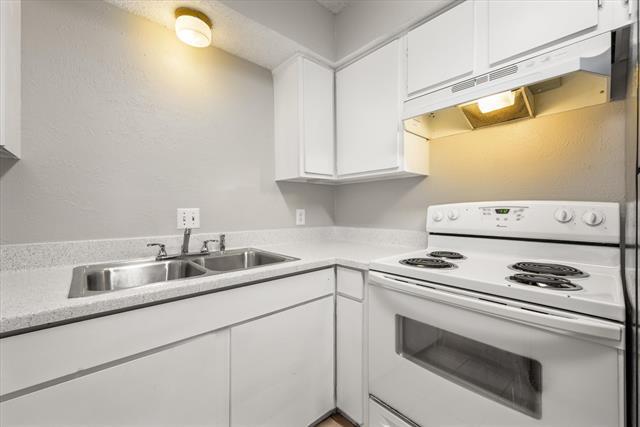 Building Photo - 1803 Harry Ct