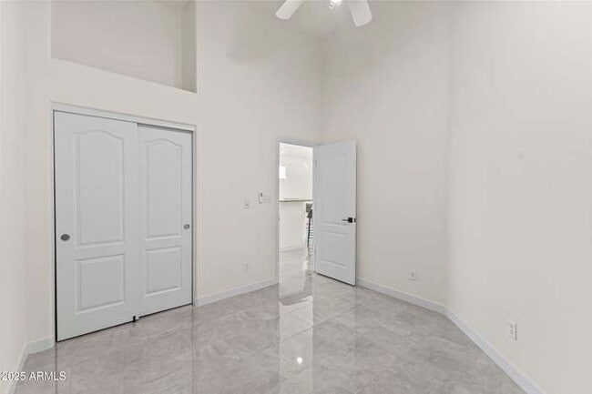 Building Photo - 3940 E Minton St