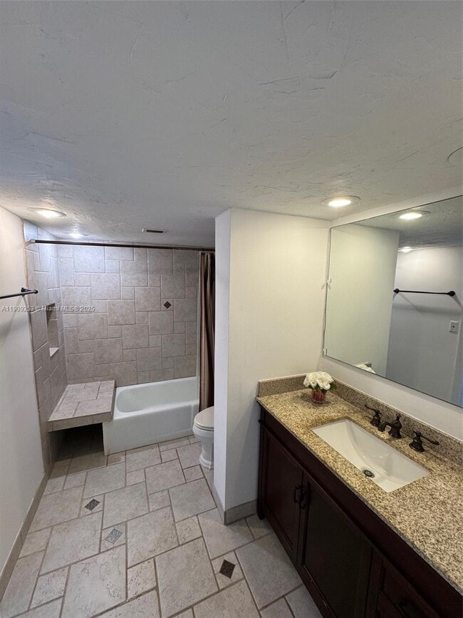 Building Photo - 10700 SW 108th Ave