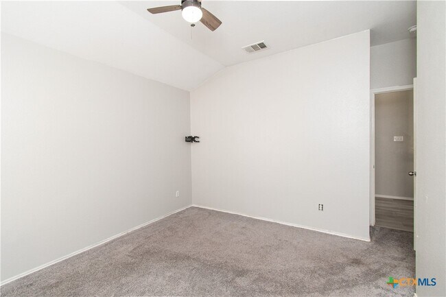 Building Photo - 7001 Cokui Dr