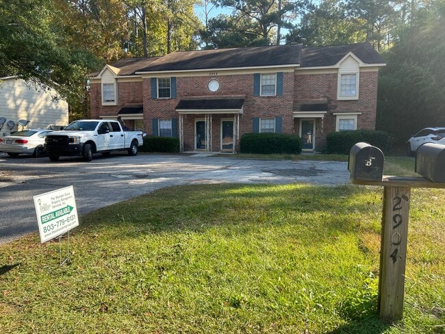 Primary Photo - 2904 Scotsman Rd