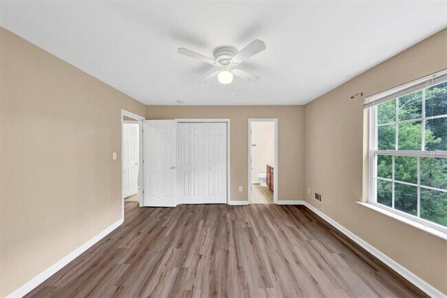 Building Photo - 4701 Flat Shoals Rd