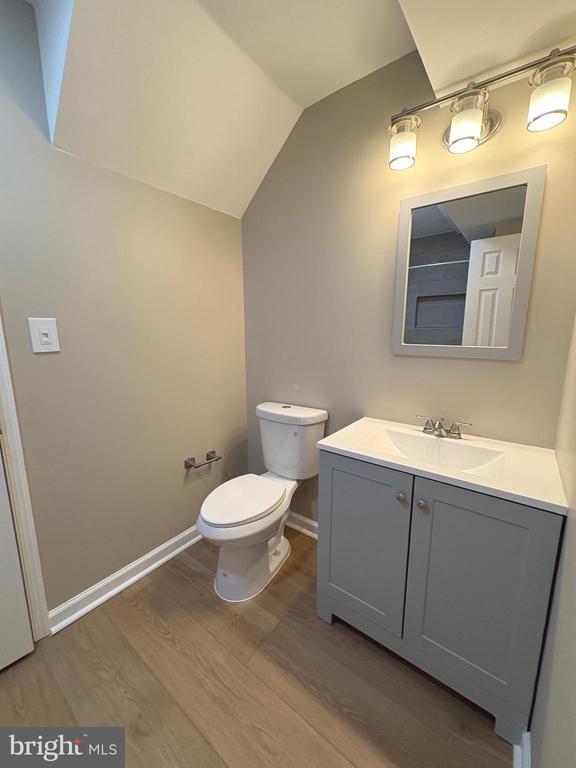 Building Photo - 1441 Landis Cir