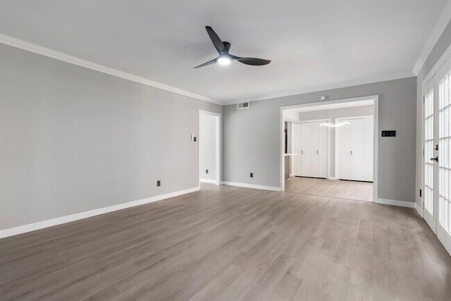 Building Photo - 2226 Nantucket Dr