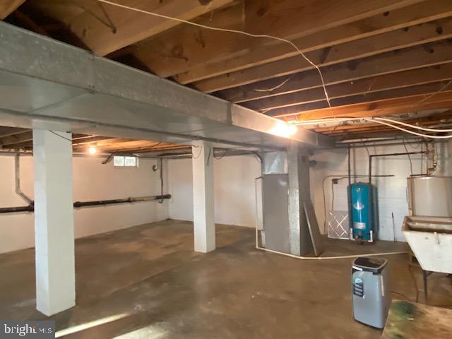 Building Photo - 17 Summerville Rd