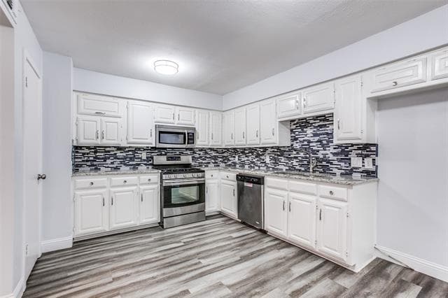 Building Photo - 2708 Pinery Ln