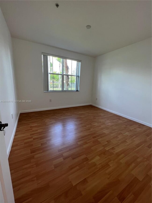 Building Photo - 4600 SW 160th Ave