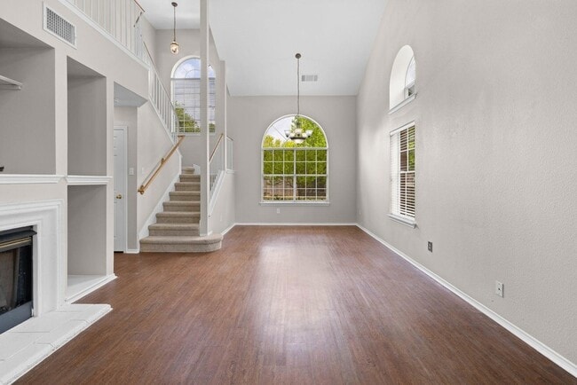 Building Photo - 523 Paso Fino Trail