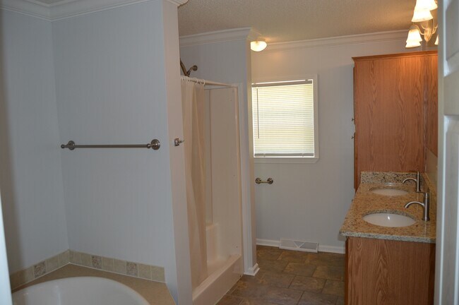 Building Photo - 118 Grain Dr